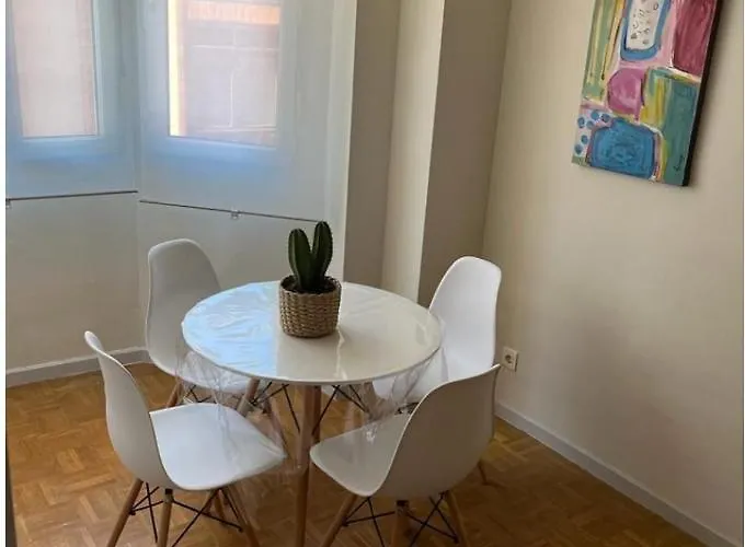 Apartman Precioso Soleado, Recien Amueblado En