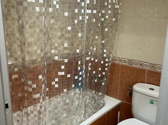 Precioso Soleado, Recien Amueblado En Gijón